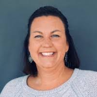 Alicia Gregson's Instagram, Twitter & Facebook