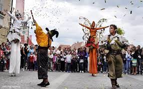 Sibiu international fringe festival isi are radacinile in anul 2006. Festivalul International De Teatru De La Sibiu Adevarul Online