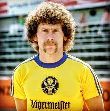 Some logos are clickable and available in large sizes. Mothersoccer Football On Twitter Paul Breitner Eintracht Braunschweig 1977 Paulbreitner Bighair Eintrachtbraunschweig Braunschweig Deutschland Jagermeister Adidasarchive Https T Co Zahzgxsind