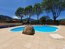 Campings les mieux notés à vernet les bains. La Piscine Picture Of Camping Del Bosc Vernet Les Bains Tripadvisor