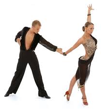 S'il y a des personnes âgées présentes à votre mariage, il faudra sans doute prévoir quelques musiques rétros et des danses de salons. Cours Particulier De Danse De Salon Danse Tous Styles