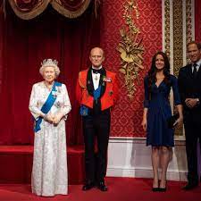 It was founded by wax sculptor marie tussaud and was formerly known as madame tussaud's, but the apostrophe is no longer used (though it still appears in some signage at the new york location). London S Madame Tussauds Removes Meghan And Harry From Royal Family Display Cnn Style