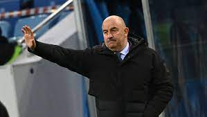 Тренер виктор онопко заявил о намерении прийти на смену станиславу черчесову на посту главного тренера сборной россии по футболу. Cherchesov Zayavil Chto Buzovu V Razdevalku Puskat Ne Budut Gazeta Ru Novosti