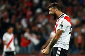 Pratto chocó a un motociclista a la salida de la práctica. Pratto Salva O Ano E Cumpre Promessa Pelo River De Marcar Contra O Boca Ex Time Do Coracao Libertadores Ge