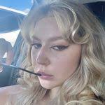 Kayla Popp's Instagram, Twitter & Facebook