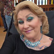 Charming Choices with Tennessee