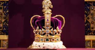 Queen elizabeth ii queen victoria crowned 1838 & 1953 one crown. 10 Things You Didn T Know About The British Crown Jewels Listverse