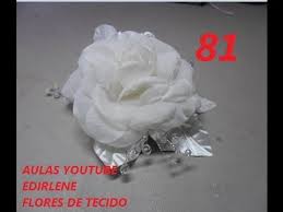 Aula 113 Rosa Off White Para Cabelos De Noiva Youtube Lazos De Flores Para El Pelo Hacer Flores De Tela Flores Hechas A Mano