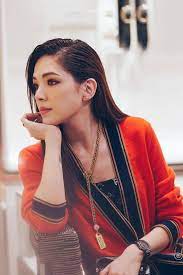 3 일본비디오 오빠들 자지 물빼주는 처자. Vddvw3fknz4qim