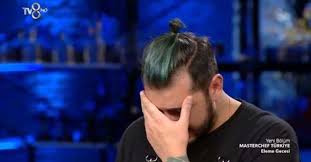 Masterchef türkiye uğur eğlenirken sosyal medyada ikiye bölündü. Knjlp7ngquiyfm