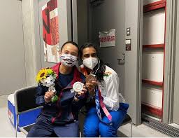 Jun 07, 2021 · 本土疫情未能降溫，中央流行疫情指揮中心今（7日）宣布，全台三級警戒延長至6月28日。熊熊（卓毓彤）在臉書上傳戴口罩的自拍，感謝醫護人員的. Mqnf287dwhpiwm