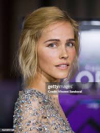 472 Isabel Vincent Stock Photos, High-Res Pictures, and Images