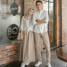 Model baju batik couple dan kebaya terbaru 2020/2021 buat pesta kondangan wisuda pertunangan baju batik couple kebaya. Baju Kondangan Couple Kekinian Remaja Couple Keren