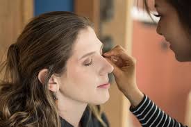 How Long Should Professional Makeup Last