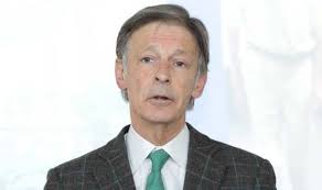 La Sociedad Española de Neurología premia a José Obeso