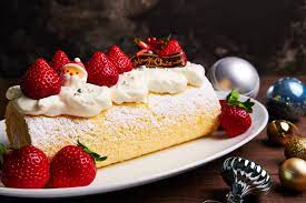 Fill the strawberries with cheesecake mixture. Japanese Christmas Cake Recipe ã‚¯ãƒªã‚¹ãƒžã‚¹ã‚±ãƒ¼ã‚­