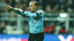 Türkiye futbol federasyonundan yapılan açıklamaya göre, ülker stadı'nda saat 20.00 başlayacak maçta düdük çalacak çakır'ın yardımcılıklarını bahattin duran ve. Fenerbahce Galatasaray Derbisini Cuneyt Cakir Yonetecek Ntv
