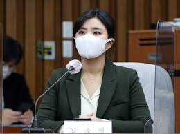 Stream tracks and playlists from 김소연 on your desktop or mobile device. 3q5tralkh0o5om