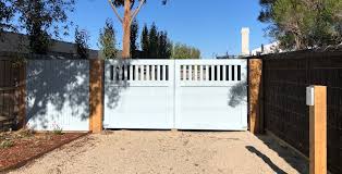 Hf sells an automatic gate opener with two remote controls, a warning light and key pad for about $359. Automatic Gates Diy Gate Motors Gate Openers Faac Automation Australia Wide Delivery 2 Year Warranty