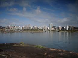 Vitória, the capital of espírito santo, is situated on the main island. Datei Vitoria Espirito Santo Skyline Jpg Wikipedia