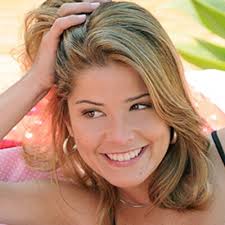 Barbosa lived with brazilian actress samara felippo from 2008 to 2013. Samara Felippo Samarafelipp Twitter