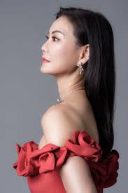 PHILANTHROPIST AMANDA TOH-STECKLER KEEPS HER HANDS ON THE WHEEL AND HER  EYES ON THE ROAD