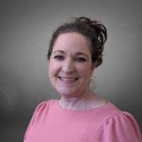 Tracy Hemann's Instagram, Twitter & Facebook