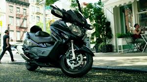 Every movement feels smooth and graceful. 2016 2018 Suzuki Burgman 650 Executive Top Speed