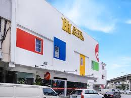 The cost of living in th hotel kelana jaya depends on the date, rate, number of guests etc. Hotel Holmes Kelana Jaya Kuala Lumpur Outskirts Kuala Lumpur Hotelopia