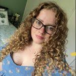 Caitlin Devine's Instagram, Twitter & Facebook