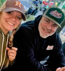 taillighttuesday With this clean single Cab Dually! 🔥🔥 Owner: Sophie  Swaney Outdoors —————————————————— FOLLOW Ultimate Squarebody for more  content like this! #ultimate_squarebody #squarebody #chevy #chevytrucks  #k10chevy #gmc #oldschool ...