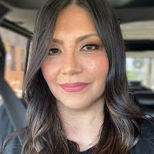 Yvette Valentin's Instagram, Twitter & Facebook