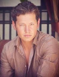 Gustavo Pedraza's Instagram, Twitter & Facebook