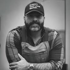 𝗠𝗲𝗲𝘁 𝗧𝗵𝗲 𝗧𝗲𝗮𝗺: 𝗦𝗰𝗼𝘁𝘁 𝗥𝗮𝗺𝗶𝗿𝗲𝘇 After proudly serving  with the state police for over 20 years, Scott brings the same dedication,  discipline, and attention to detail to the world of barbering. Following