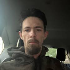 Why does Marvel Contest of Champions select fighters automatically in  battlegrounds?