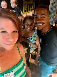 Charlotte Hendrix's Instagram, Twitter & Facebook