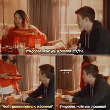 Theflash 5x04 News Flash Flash Funny Supergirl And Flash The Flash Grant Gustin