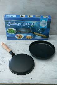 Setelah itu panaskan panci teflon dengan api yang kecil atau sedang. Galaxy Crepes Maker Wajan Kwalik Teflon Cetakan Creper Kewalik Utk Crepe Dadar Kulit Risol