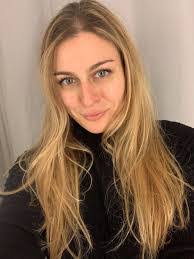 Alice Valli's Instagram, Twitter & Facebook