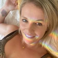 What are the limits of working hours for one NDIS client?