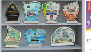 Maybe you would like to learn more about one of these? Souvenir Kenang Kenangan Photos Facebook