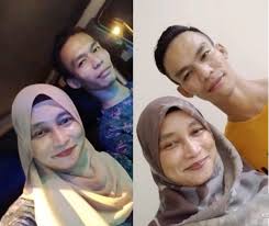 Faktor kahwin muda memang berpotensi untuk dapat anak yang ramai.terutamanya kepada isteri yang masih dibawah usia 35 tahun. Kirim Salam Kat Mak Awak Komen Penuh Toksik Wanita Disindir Kerana Kahwin Dengan Lelaki Lebih Muda 11 Tahun