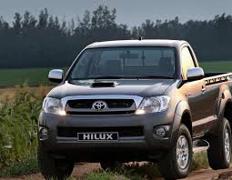 toyota hilux single cab photos and specs photo toyota hilux single cab models and 21 perfect photos of toyota hilux single toyota hilux toyota toyota trucks