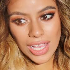 Dinah Jane Hansen's Makeup Photos & Products
