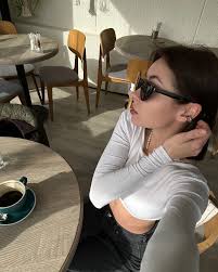 Irina Roy (@iraroy) • Instagram photos and videos