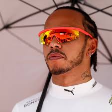 Check spelling or type a new query. Formel 1 2021 Macht Lewis Hamilton Heiss Jetzt Erst Recht