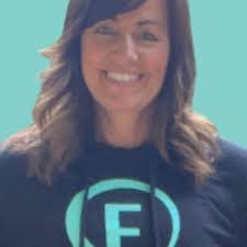 Nanette Simmons's Instagram, Twitter & Facebook