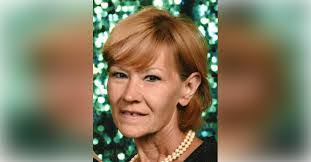 Lana Whiting's Instagram, Twitter & Facebook