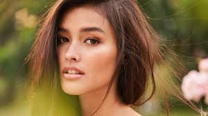 9 Fakta Wanita Tercantik Di Dunia Sosok Pria Ini Yang Beruntung Dapatkan Hatinya Tribun Manado