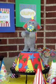 Hostess with the mostess first birthday party ideas diy projects fisher price circus party ideas for carnival of dreams. Circus Themed Birthday Party Bless This Mess